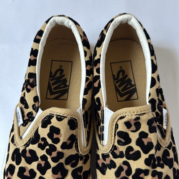 Vans Brown and Black Leopard Print Sneakers…girls size 4.5…Like New!!!! - Picture 2 of 4